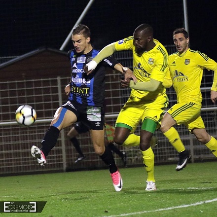 La vidéo du résumé du match Chambly - Marseille Consolat (3-0).